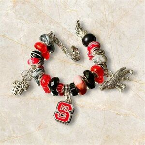 North Carolina State Wolfpack charm bracelet. NCAA March Madness